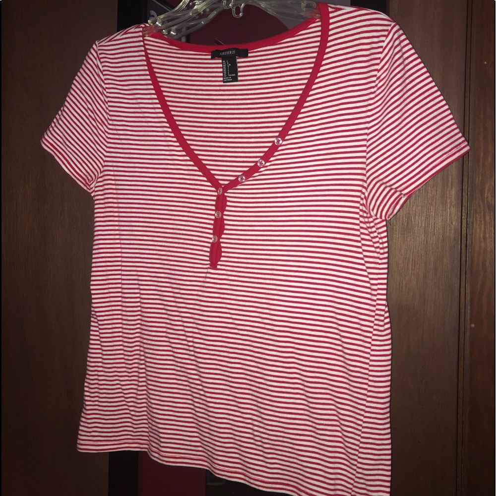 Forever 21 Short Sleeve T-Shirt